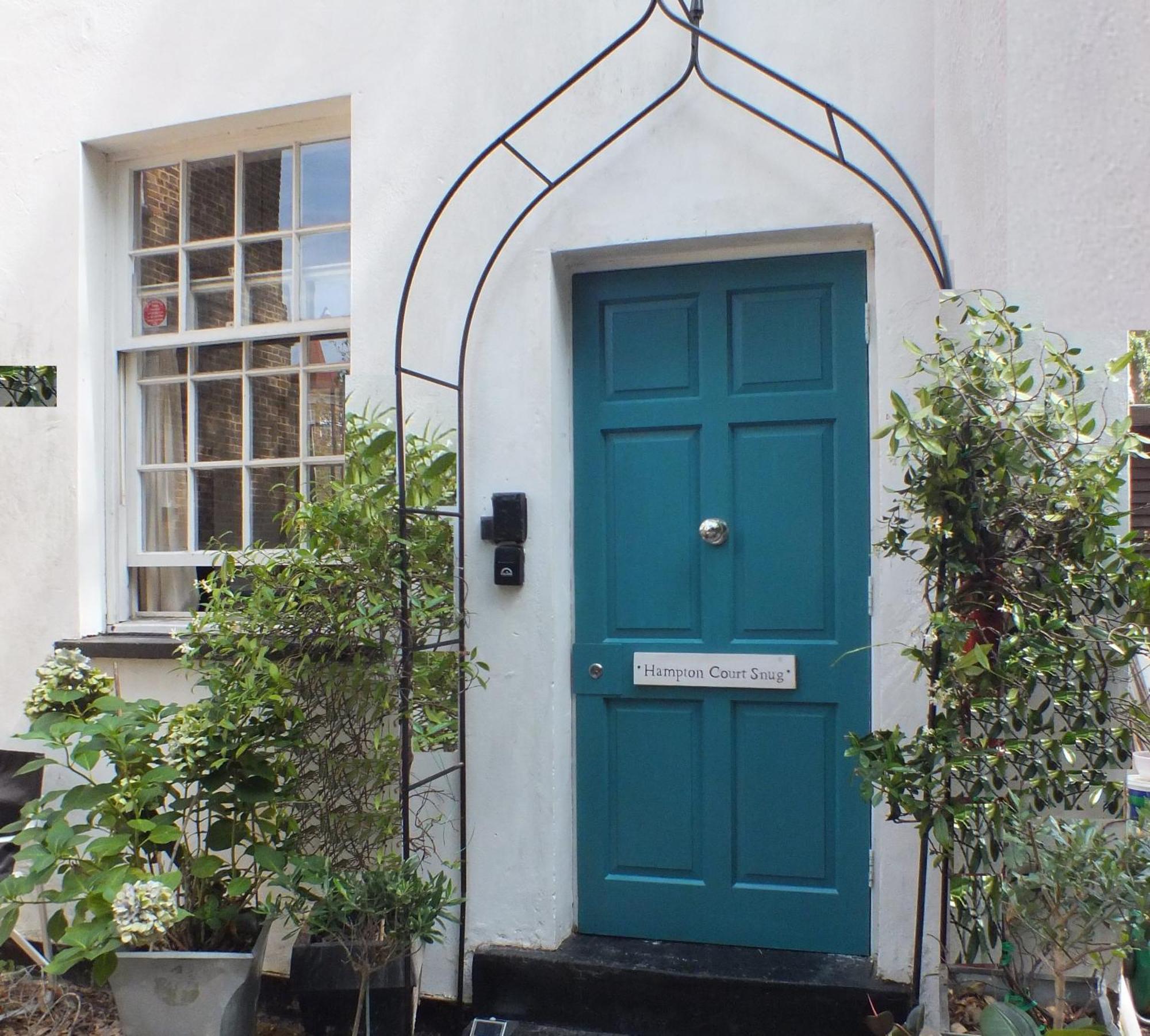 Hampton Court Snug Walk To Train & Palace Apartment East Molesey